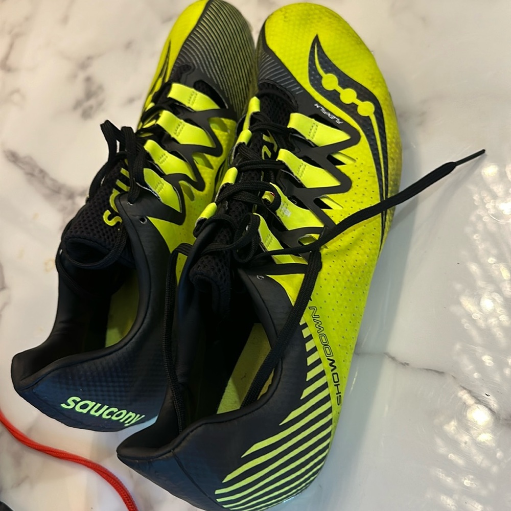 Running spikes